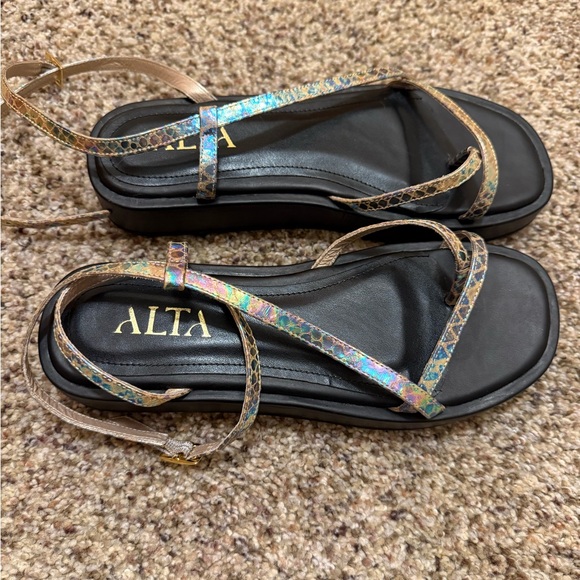 ALTA Romina Tornasol Sandals Size 9 Iris Color - Picture 2 of 3
